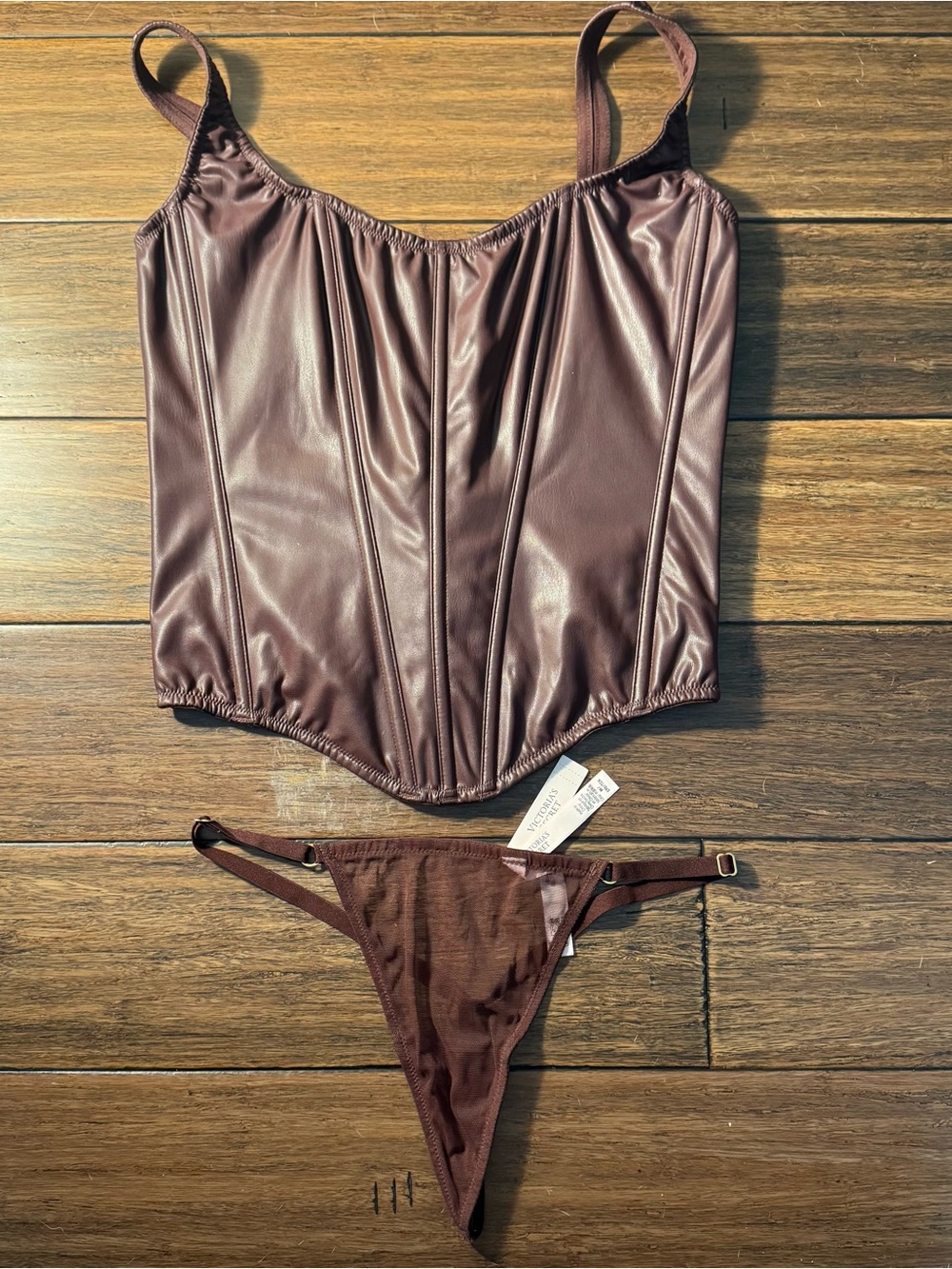 NWT Victoria's Secret Very Sexy Classic Faux Leather Corset & Panty M Burgundy